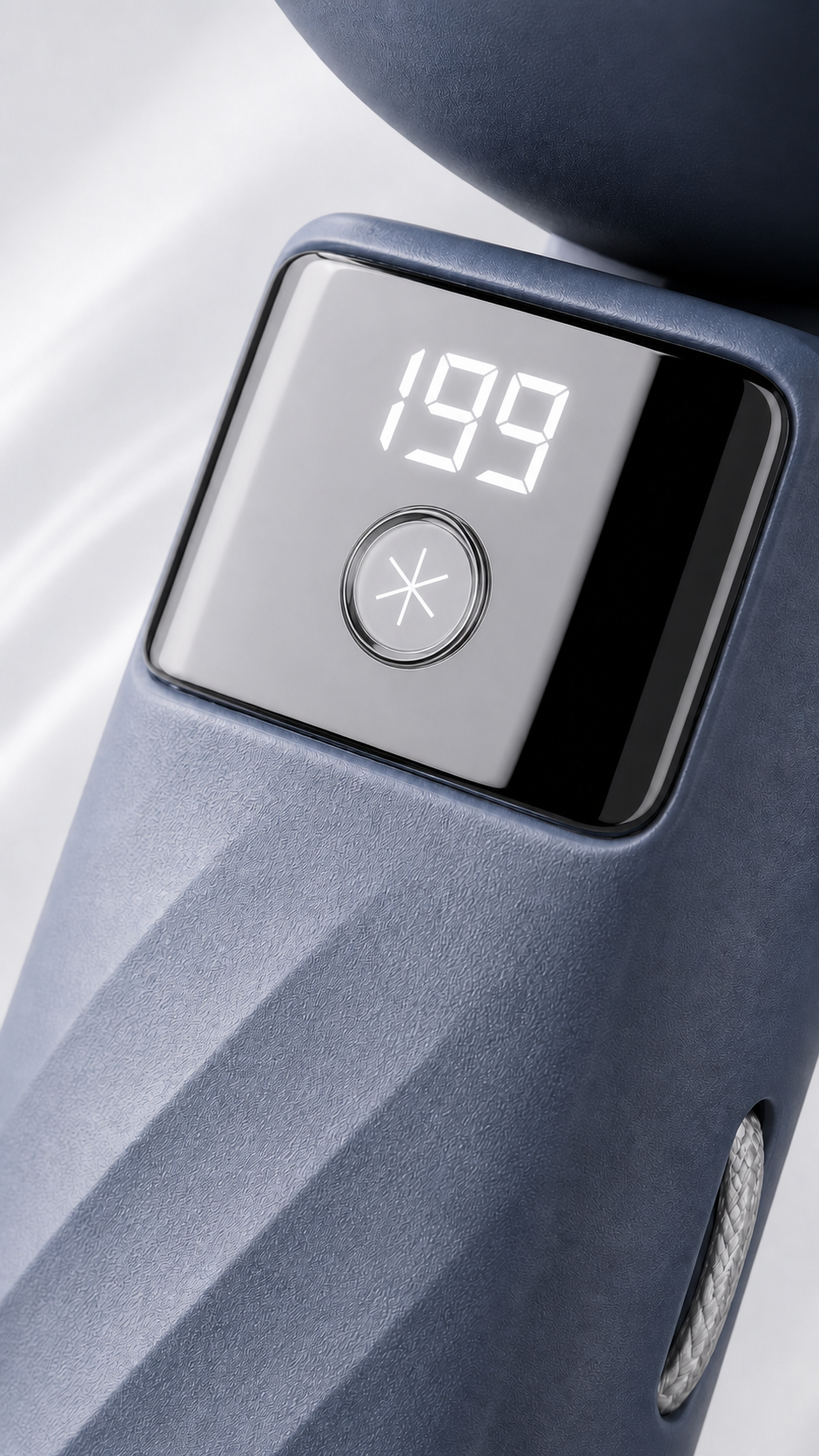 AELIS LED-Display und Taste in Nahaufnahme
